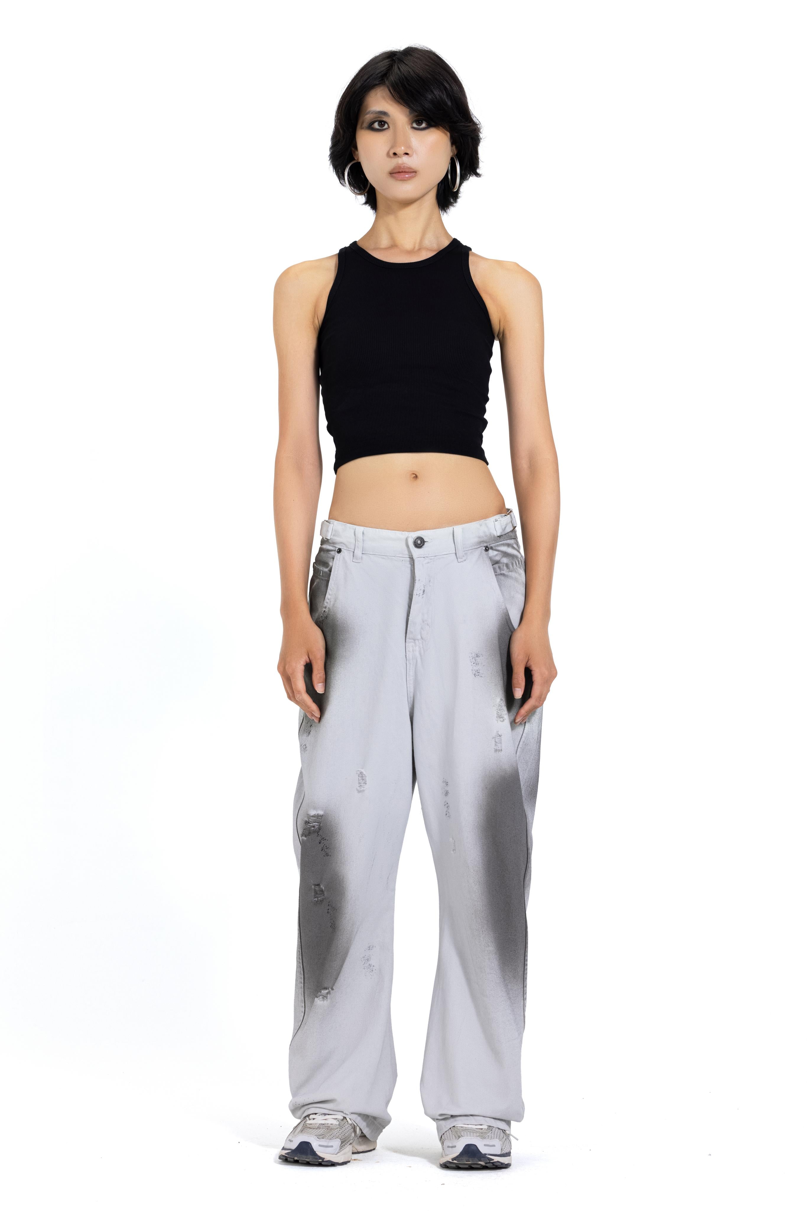 Gray / 29