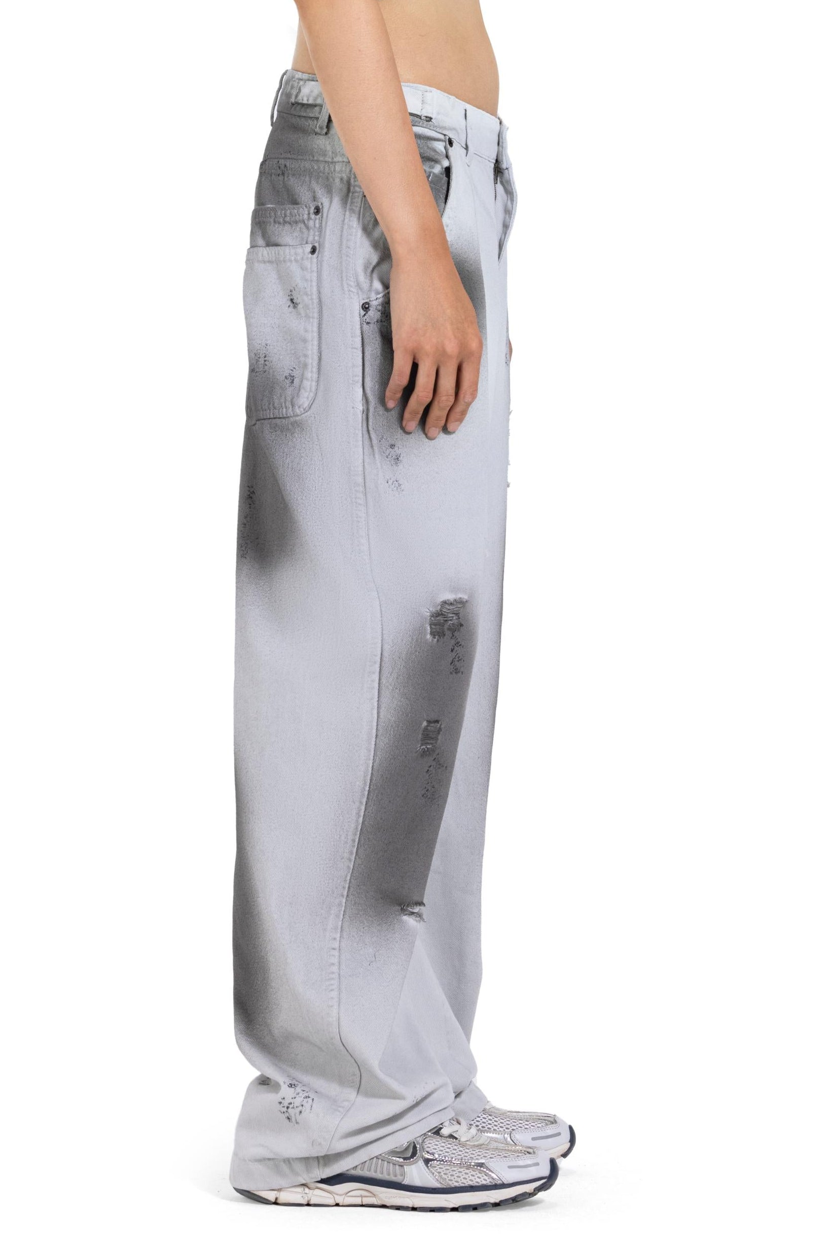Distressed Wide Leg Denim Pants