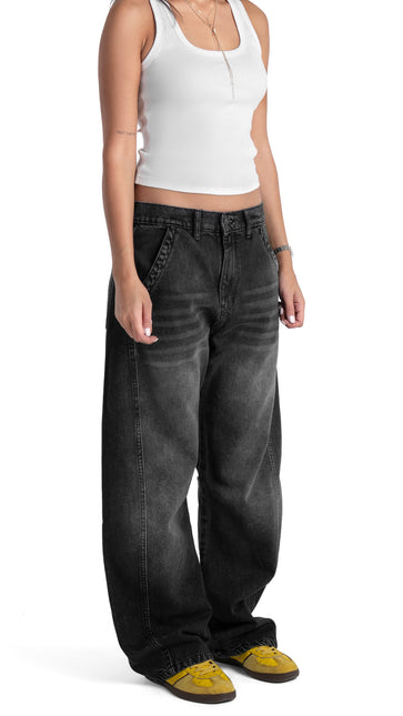 Ribbed Tank Top & Washed Baggy Jeans