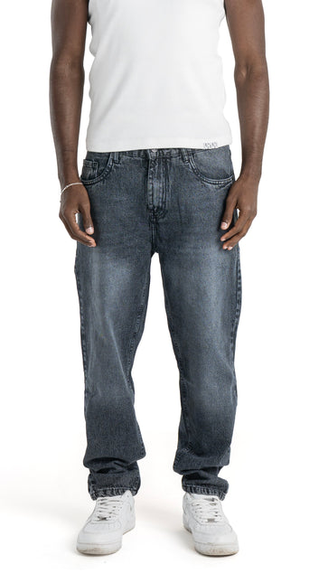 Light Wash Boyfriend Fit Jeans - Dirty Black