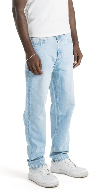 Light Wash Boyfriend Fit Jeans
