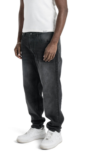 Relaxed Fit Black Wash Jeans