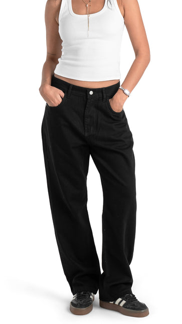 Classic Ribbed Tank Top & Relaxed Cargo Pants