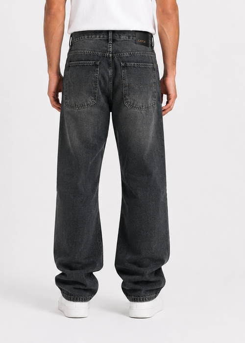 Relaxed Wide Leg Jeans