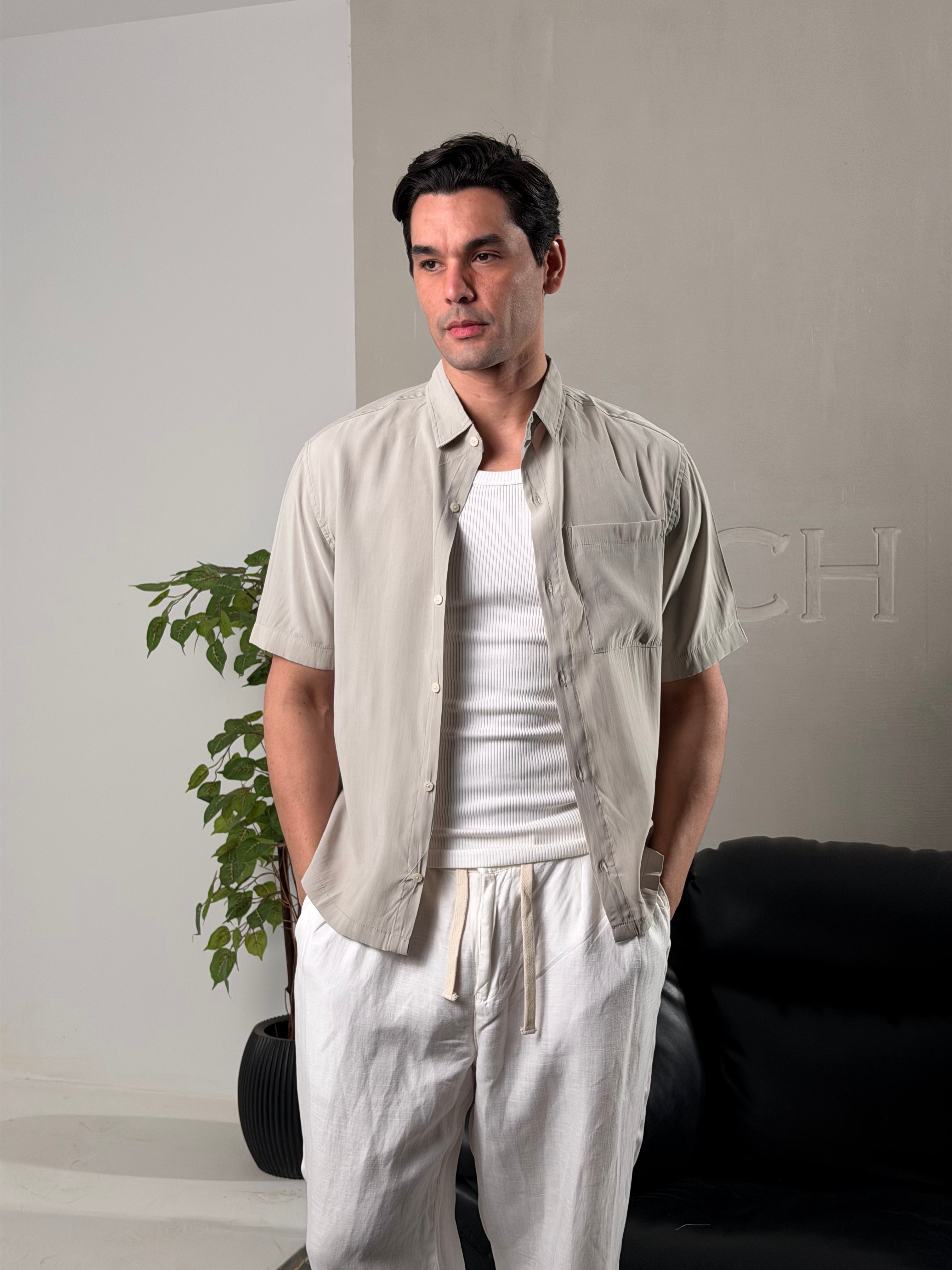 Minimal Box Fit Shirt