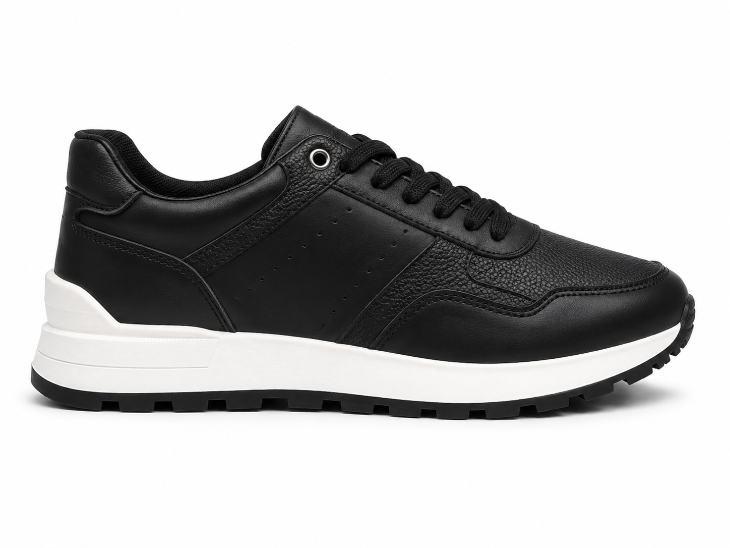 Midnight Runner Sneakers – Triple Black