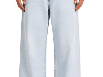 Relaxed Wide Leg Jeans