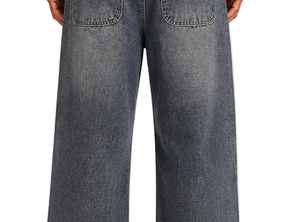 Relaxed Wide Leg Jeans
