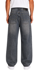 Relaxed Wide Leg Jeans