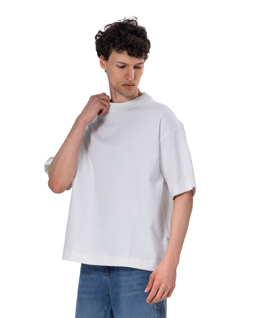 Basic T-Shirt - Box Fit