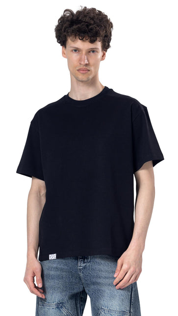 Basic T-Shirt - Oversized Fit