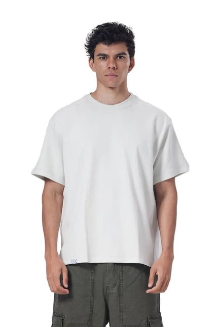 Basic T-Shirt - Box Fit