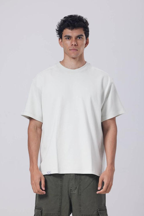 Basic T-Shirt - Box Fit
