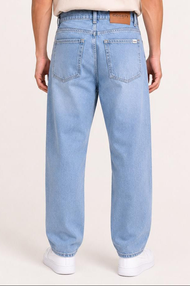 Light Wash Boyfriend Fit Jeans
