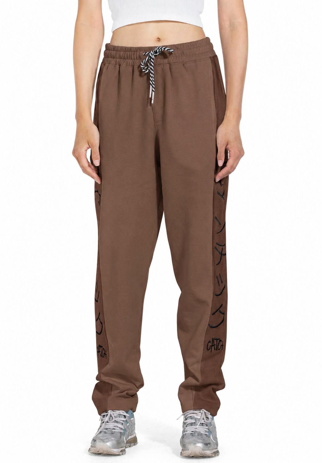 Brown / Medium