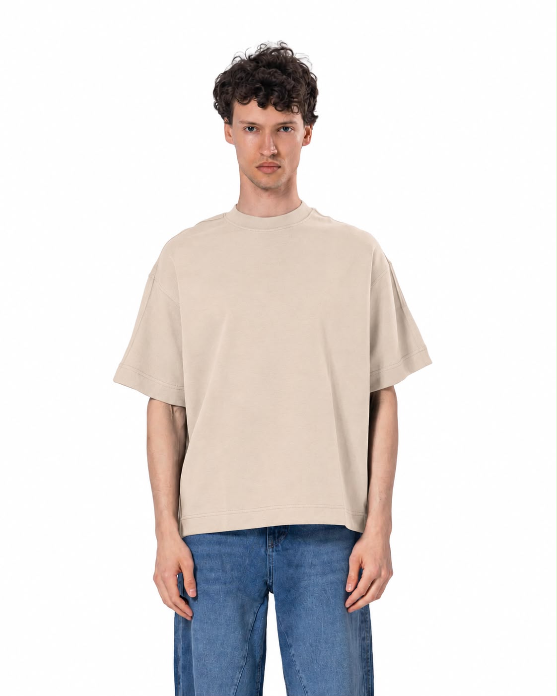 Basic T-Shirt - Box Fit