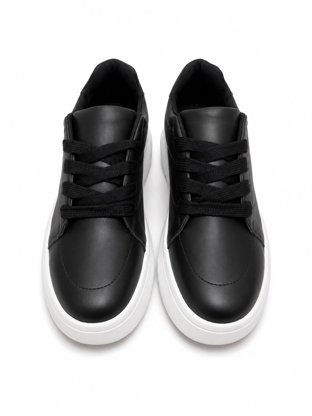 Chunky Platform Sneakers – Black & White