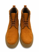 Leather boot in brown