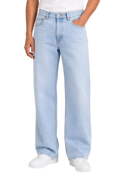 Wash Relaxed Fit Jeans