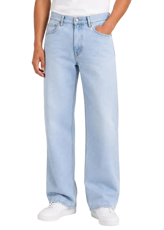 Wash Relaxed Fit Jeans