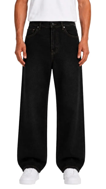 Relaxed Wide Leg Jeans