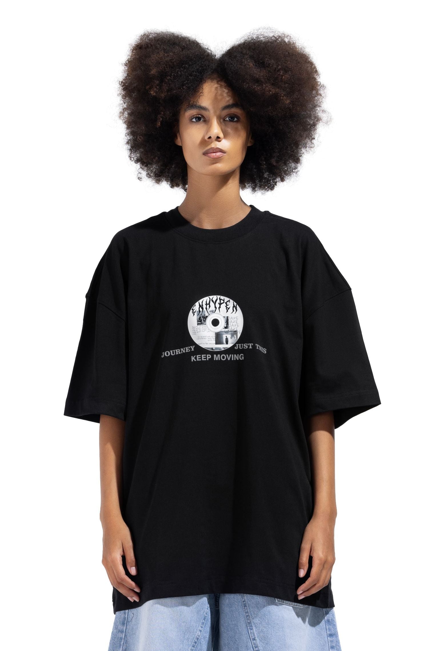 Box Fit White Graphic T-shirt