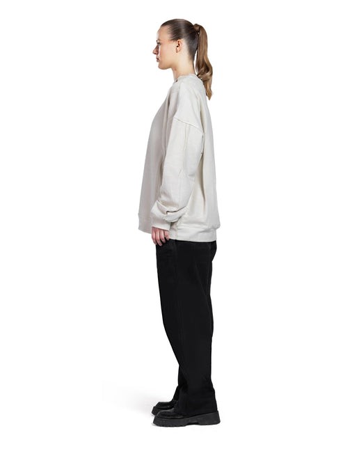 CATCH White “Flow Beauty” Graphic Sweatshirt