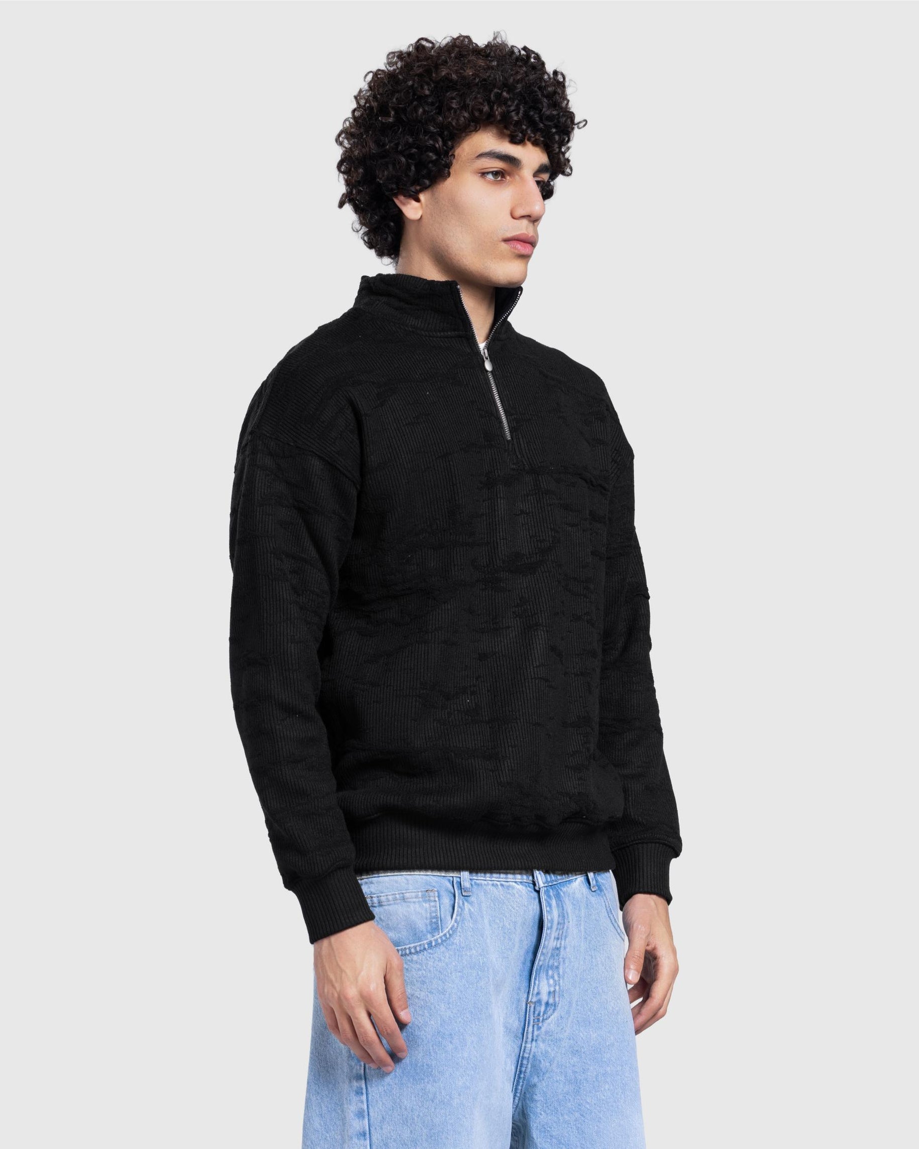 Black patterned Q-ZIP